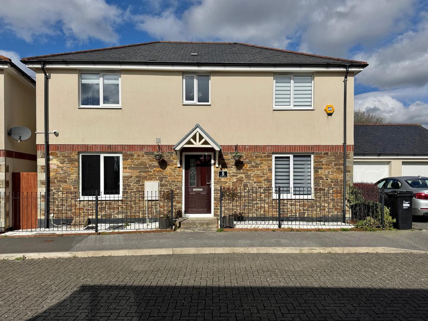 4 bed property in Landerslee Drive, Truro